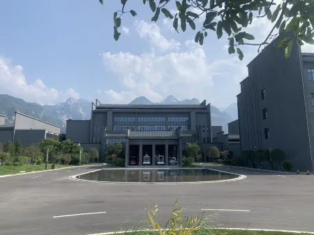 Shaanxi Dijian Nanshan (Huashan) Hot Spring Hotel