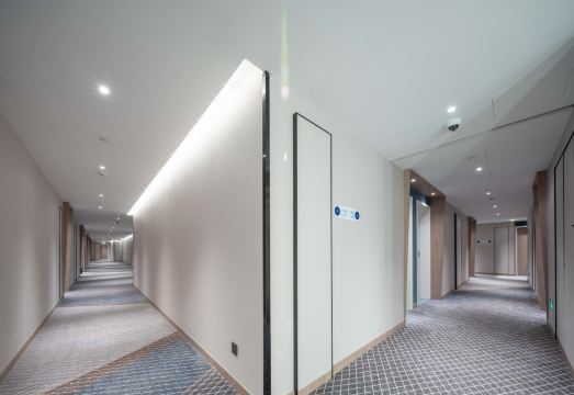 홀리데이 인 익스프레스 상하이 칭푸 신도시 위치