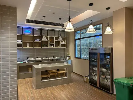 Luyuanlin Hotel (Ningyuan Shundi Plaza)