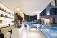 Xiaolu Chenke Midu Design Meisu (Yalong Bay Bohou Village Store) - بار