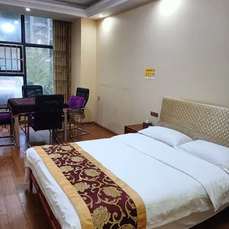 Tongjiang Junhe Business Hotel