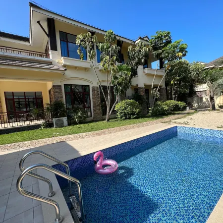 Dongshan Shuangai Boutique B&B (Jinluanwan)