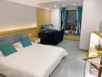 TP E-sports Apartment