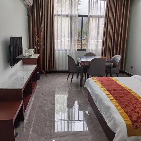 Yanhe Banshan Homestay Hotels in Yanhe