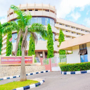 Royal Birds Hotel & Towers