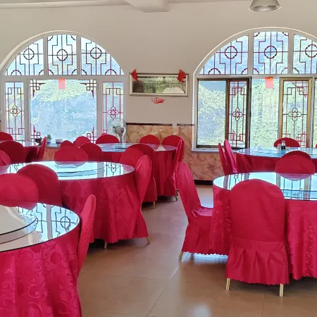 Laoniuwan Yellow River Fisherman's Homestay