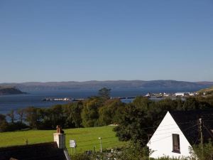 Sea Loch View Holiday Home