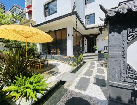 Seven Guesthouse Отели рядом с достопримечательностью «Yangzong Passenger Transport Terminal»