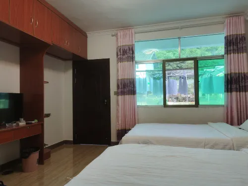Shizhu Jingquan Summer Resort Farmhouse