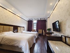 Jiudinghong Business Hotel