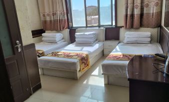 Ejina Xinfei Hotel