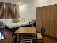 Fernvale Leisure Club and Resort - balcony