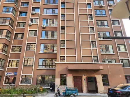 G+ E-sports Apartment (Jiangbei University Town Subway Station) Отели рядом с достопримечательностью «Heilongjiang Vocational and Technical College of Construction»