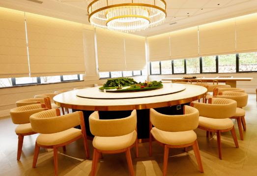 1. 징산 티엔무 온..