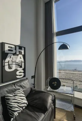 Xiangyang House Seaview Apartment