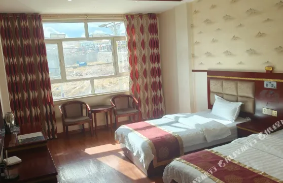 囊謙金色假日酒店