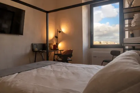 กูนาบู อพาร์ทเมนท์ส์ จิโอลิตติ