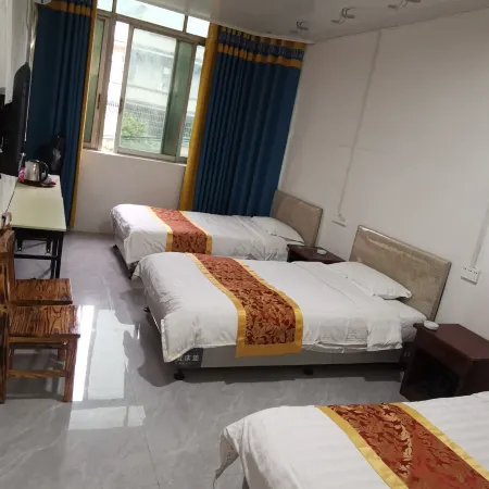 Jinlong Hostel (Litang Station)