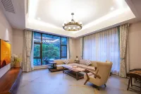 Moganshan – Shallow Shore Creekside Hot Spring Villa