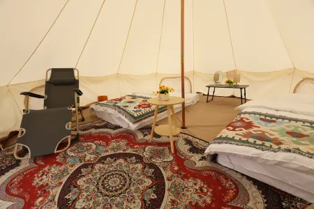 Dunhuang Xingji Desert Camping Base