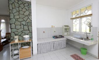 Villa ChavaMinerva Hanni Ciater with Pool