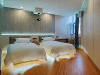 Aisan City Hotel โรงแรมในฝู่หยุน