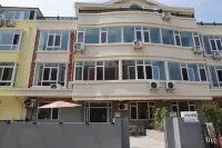 Runisuoyuan Homestay (Naxianghai Scenic Area) - 주방
