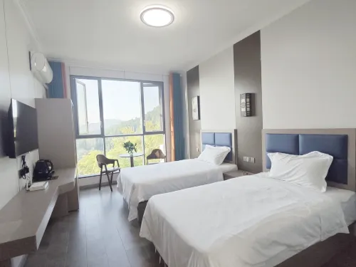 Luotian Zhuyuan Home