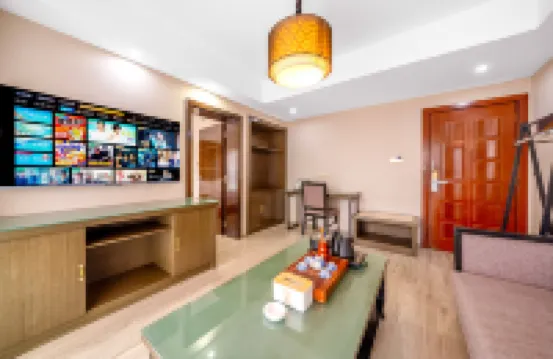 Hairun Boutique Hotel (Kunming Kunming Medical Affiliated Second Hospital) Hotels near LOFT Jinding 1919 Wangluo Web Culture Creative Industrial Park