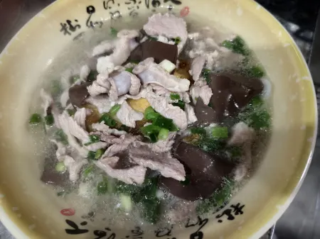 Fulai Yizhan Homestay Отели рядом с достопримечательностью «Yazishi»