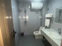 Yueju Hotel - 2-Star