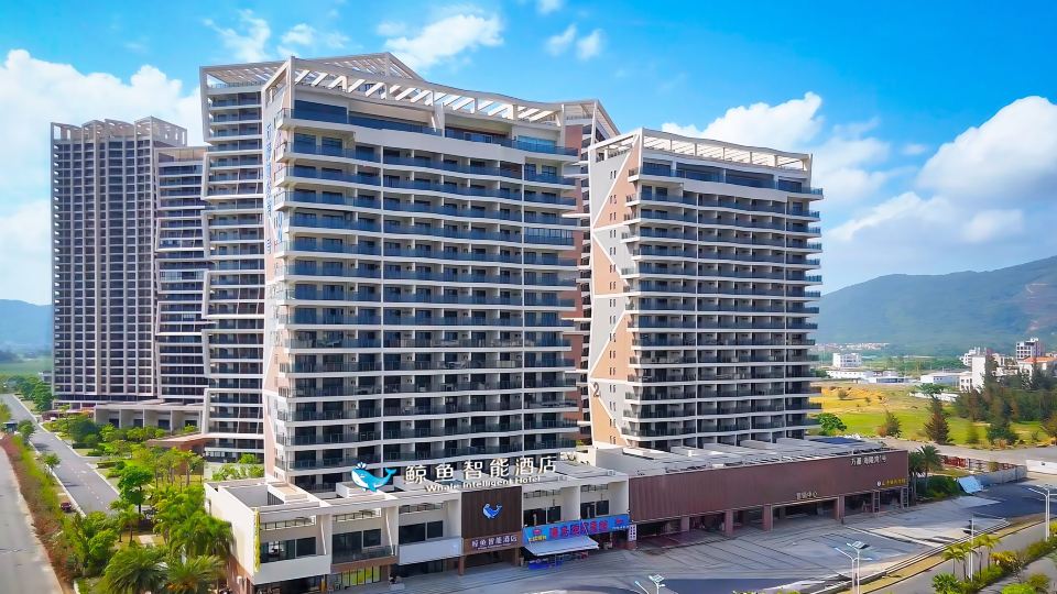 Hailingshan Whale Smart Hotel