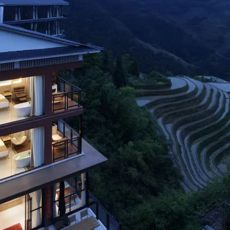 Longji Terraced Field Qiugu Homestay (Jinfo Peak Viewing Platform)