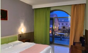 Yu'ning Hotel