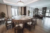 Man · Wenquan Homestay