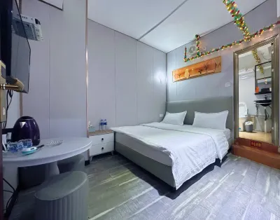 住唄アパートメント ルーブル国際家具博覧センター周辺のホテル