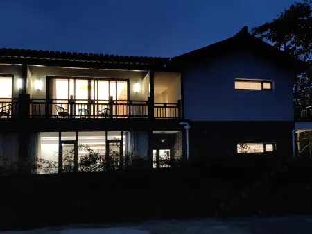 Liyang Yanyulou Bed and Breakfast Отели рядом с достопримечательностью «Pingqiao Stone Dam»