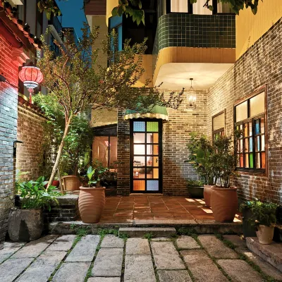 Sudi Courtyard Hotels near Shunfeng Mountain Park