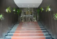 더푸 비즈니스 호텔 (이룽 신정진 지점)