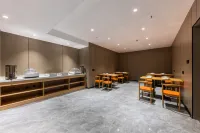 Bofei Zhiying Hotel (Xiangyang Erqi Base)