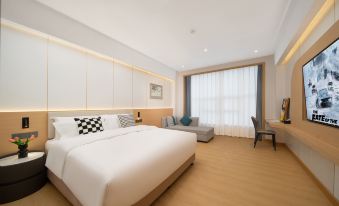 Gladden Hotel (Fenggang Town)