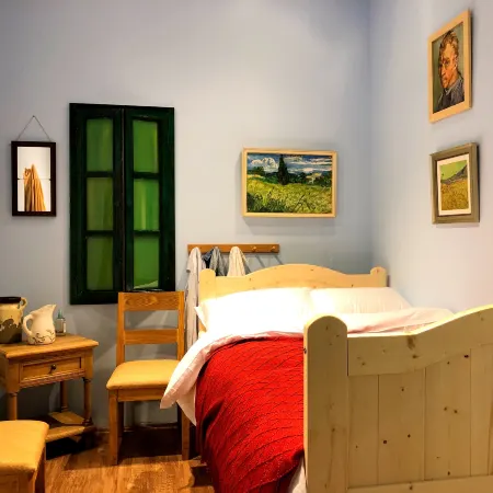 Two Lazy Bugs Hostel (Jiefangbei)