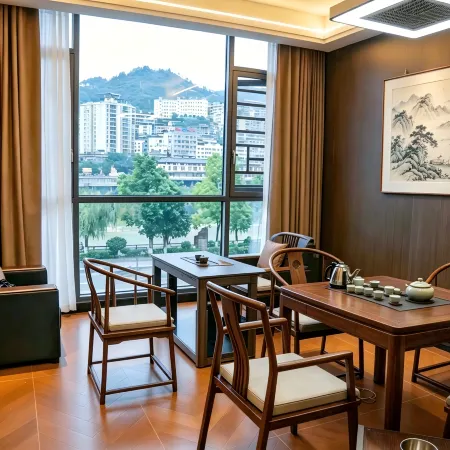 Yanhe Lanjiang Hotel