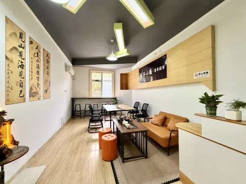 Banshanlu Hostel - New
