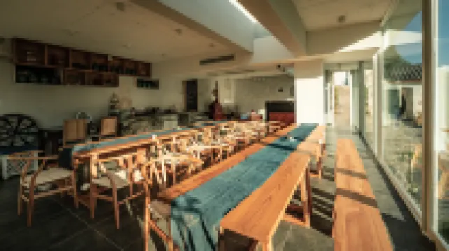 Wanfenglin Rongsu Resort&Spa