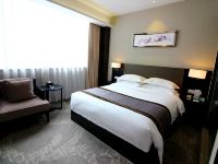 珠海新海利大酒店 - 主楼标准大床房