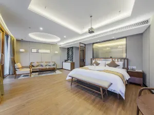 Howard Johnson Lake Serenity Hot Springs Hotel Neijiang