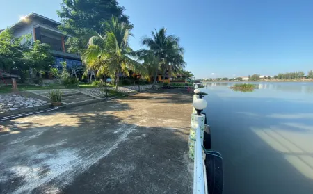 Techno Riverview Resort Отели в г. Kamphaeng Phet