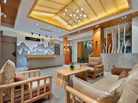 Kaili Hyatt Garden Hotel