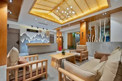 Kaili Hyatt Garden Hotel Hotels near Yun'an Camping Base